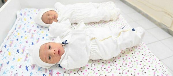 В первый день нового года в Узбекистане родилось больше тысячи детей - Sputnik Узбекистан