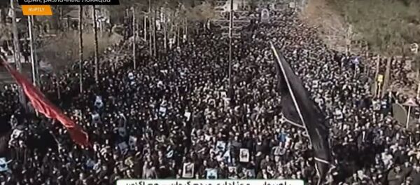 В Иране Тысячи человек по всей стране вышли на митинг после убийства генерала Сулеймани США В Иране Тысячи человек по всей стране вышли на митинг после убийства генерала Сулеймани США - Sputnik Ўзбекистон
