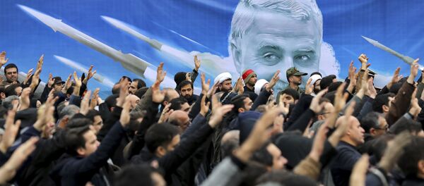 Участники антиамериканской демонстрации в Тегеране, Иран Участники антиамериканской демонстрации в Тегеране, Иран - Sputnik Ўзбекистон