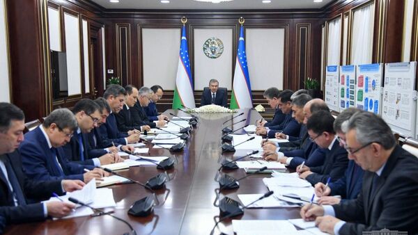Шавкат Мирзиёев провел совещание посвященное проблемам строительства - Sputnik Узбекистан