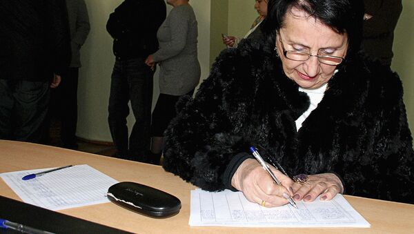 Сбор подписей для президентских выборов - Sputnik Узбекистан