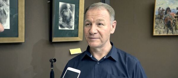 Артист оригинального жанра театра теней Михаил Михелев - Sputnik Узбекистан