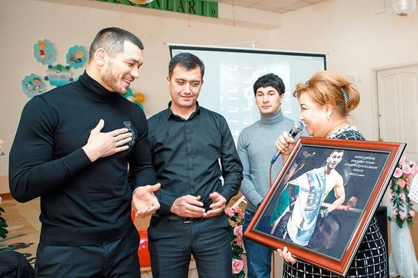 Семь фактов о Летающем узбеке — Махмуде Мурадове - Sputnik Узбекистан