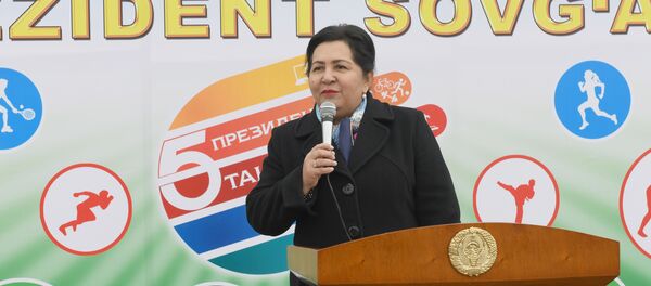 Танзила Нарбаева дает старт каравану со спортинвентарём Танзила Нарбаева дает старт каравану со спортинвентарём - Sputnik Узбекистан