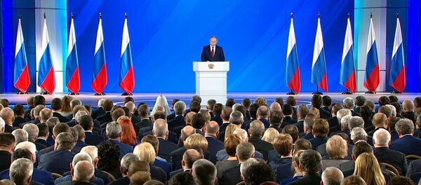 Владимир Путин: Россия никому не угрожает и не стремится навязывать свою волю - Sputnik Узбекистан