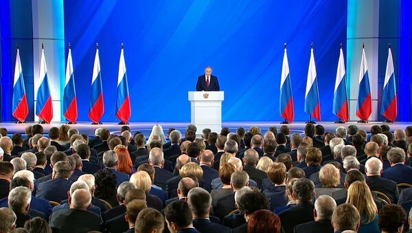 Владимир Путин: Россия никому не угрожает и не стремится навязывать свою волю - Sputnik Узбекистан