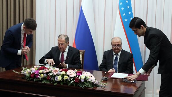 Подписание соглашений между главами МИД России и Узбекистана - Sputnik Узбекистан