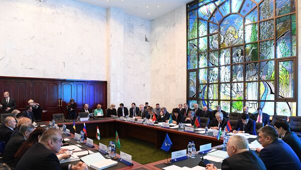 Заседание Комиссии по экономическим вопросам при Экономическом совете СНГ - Sputnik Узбекистан