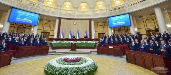 V Tashkente nachalos pervoe posle viborov zasedanie Zakonodatelnoy palati Oliy Majlisa Respubliki Uzbekistan - Sputnik O‘zbekiston