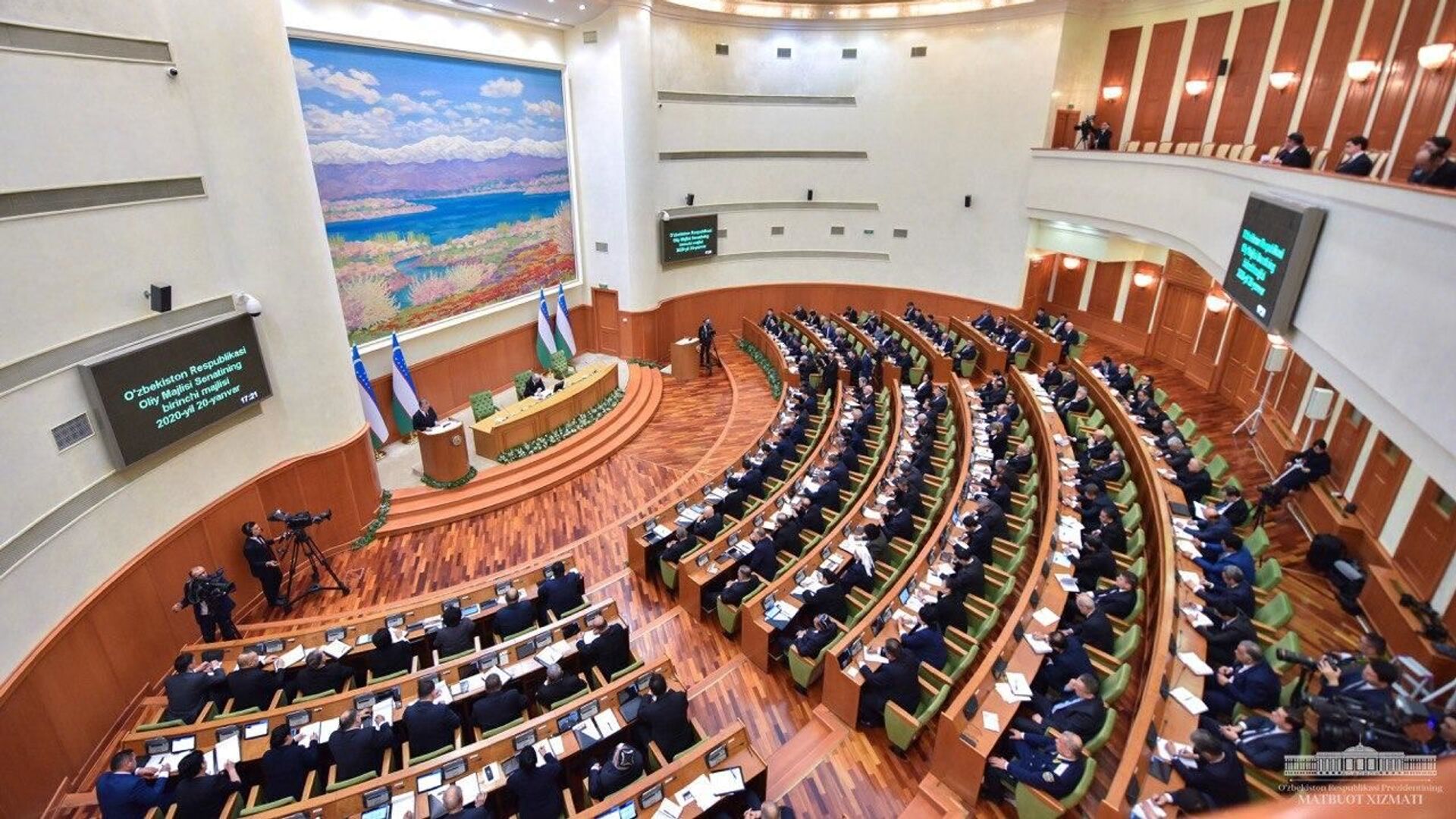 Заседание Сената Олий Мажлиса - Sputnik Узбекистан, 1920, 27.01.2022
