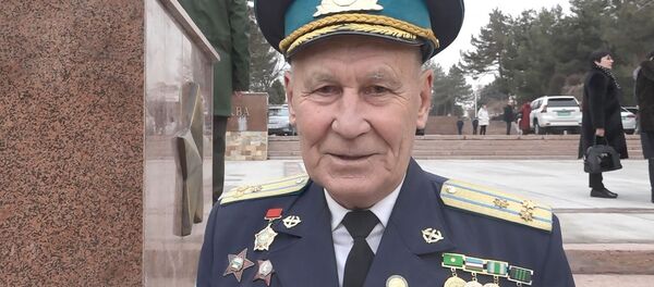 Председатель Совета ветеранов войск ПВО и ВВС Узбекистана Александр Харламов - Sputnik Узбекистан