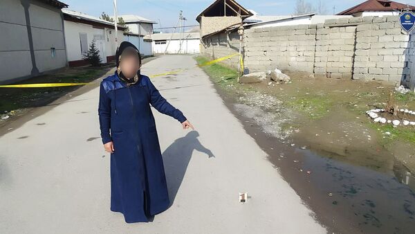 Женщина дает показания - Sputnik Узбекистан
