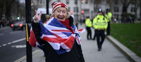 Великобритания покинула ЕС, завершив длившийся три с половиной года процесс, обернувшийся расколом в обществе. - Sputnik Ўзбекистон