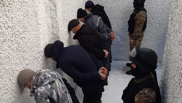 Пять казахстанцев арестованы по подозрению в подготовке терактов - Sputnik Узбекистан