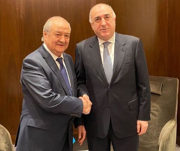 Внеочередное заседание глав МИД стран Тюркского совета проходит в Баку - Sputnik Узбекистан