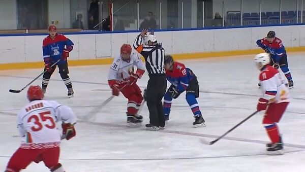 Лукашенко и Путин сыграли в хоккей. Кто победил и какой счет? - Sputnik Узбекистан