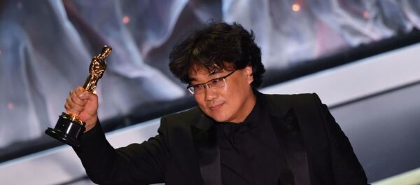 Корейский режиссер Пон Чжун Хо - Sputnik Узбекистан