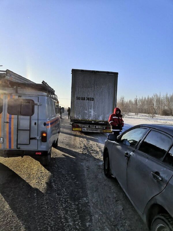 Дальнобойщики из Узбекистана едва не замерзли на трассе в России - Sputnik Узбекистан