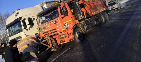 Дальнобойщики из Узбекистана едва не замерзли на трассе в России - Sputnik Узбекистан