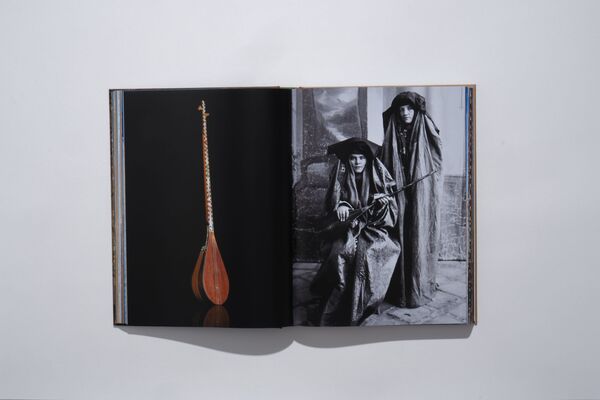 Все великолепие Востока: как выглядит книга Узбекистан. Дорога в Самарканд Все великолепие Востока: как выглядит книга Узбекистан. Дорога в Самарканд - Sputnik Узбекистан