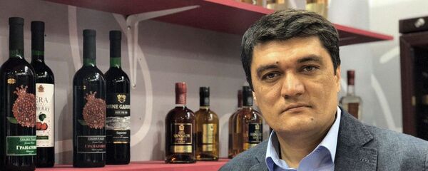 Отабек Мустафаев - директор Агентства по развитию виноградства и виноделия при Министерстве сельского хозяйства Узбекистана Отабек Мустафаев - директор Агентства по развитию виноградства и виноделия при Министерстве сельского хозяйства Узбекистана - Sputnik Ўзбекистон