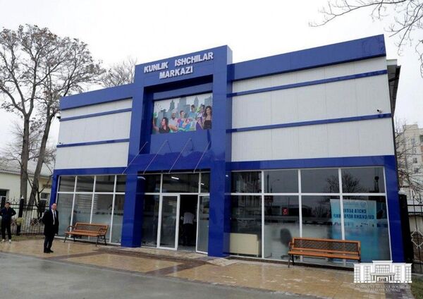 В Ташкенте открыли центр поиска временной работы для женщин В Ташкенте открыли центр поиска временной работы для женщин - Sputnik Узбекистан