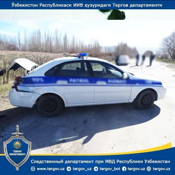 Сила кармы: в Алмалыке подростки угнали Дамас и въехали в автомобиль ДПС - Sputnik Узбекистан