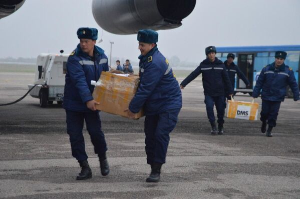 Узбекистан направил гуманитарную помощь в Китай - Sputnik Ўзбекистон