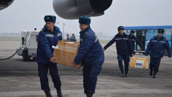 Узбекистан направил гуманитарную помощь в Китай - Sputnik Узбекистан