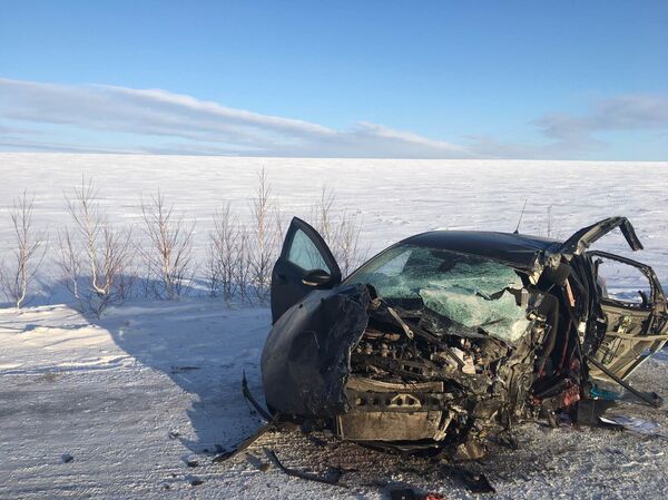 В Челябинской области в результате жуткого ДТП погибла узбекистанка - МИД В Челябинской области в результате жуткого ДТП погибла узбекистанка - МИД - Sputnik Узбекистан
