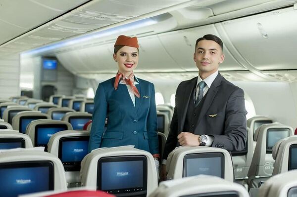 Восточный стиль и платья: Uzbekistan Airways изменит форму бортпроводников - Sputnik Узбекистан