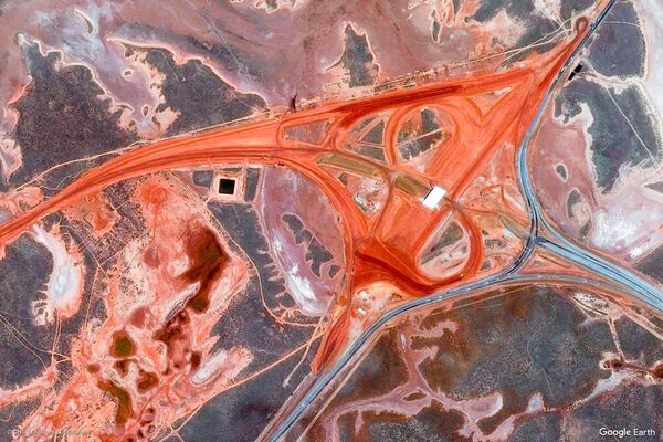 Изображение из космоса местности в районе австралийского города Порт-Хедленд, Австралия - Sputnik Узбекистан