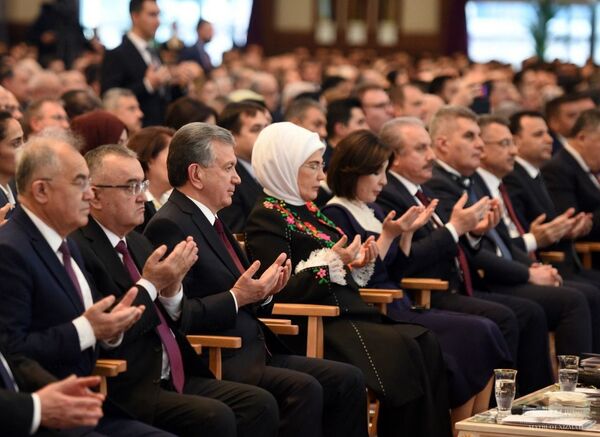 Шавкат Мирзиёев: у Турции с Узбекистаном особая культурная связь - Sputnik Узбекистан