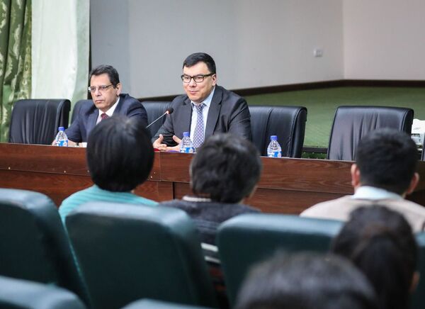 В Узбекистане предложили создать новый телеканал Туризм 365 В Узбекистане предложили создать новый телеканал Туризм 365 - Sputnik Узбекистан