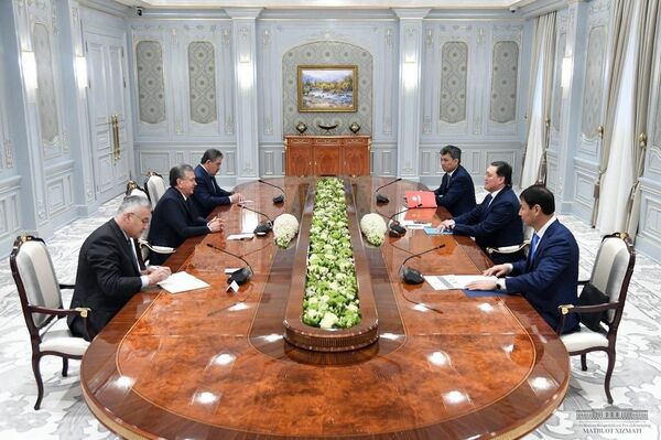 Узбекистан и Казахстан решили разработать новую экономическую повестку - Sputnik Узбекистан