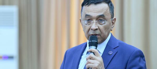 Председатель федерации аэронавтики Тахир Салиев - Sputnik Узбекистан