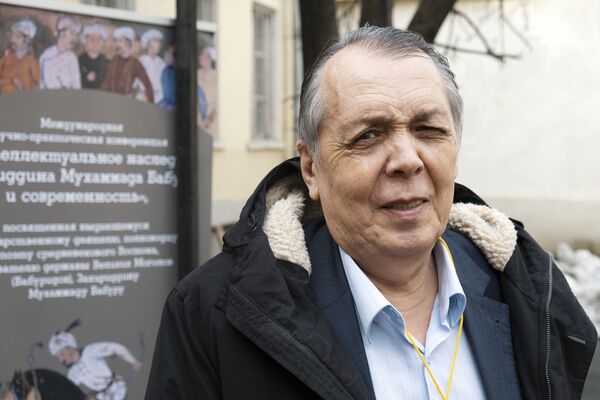 Мыслитель, объединивший народы: почему современные ученые завидуют Бабуру Мыслитель, объединивший народы: почему современные ученые завидуют Бабуру - Sputnik Узбекистан