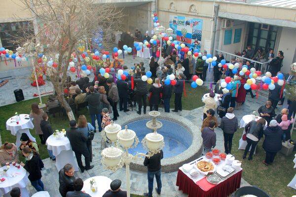 Празднование Широкой масленицы в РЦНК в Ташкенте - Sputnik Узбекистан