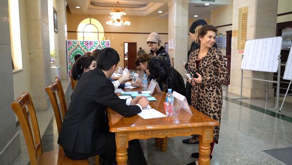 Работа международных наблюдателей на выборах - Sputnik Узбекистан