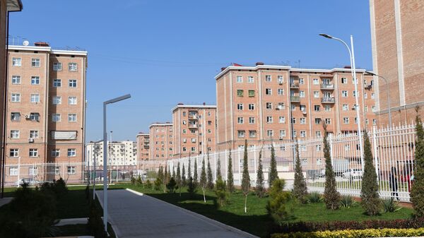 Новая школа рядом с новостройками нового района Сергели - Sputnik Ўзбекистон