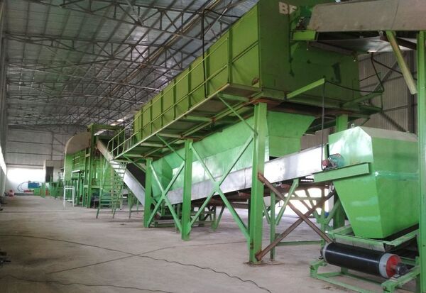 Куда выносится сор из избы, или Как не зарыть экологию Узбекистана - Sputnik Узбекистан