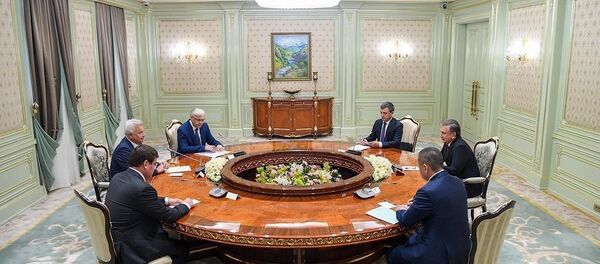 Шавкат Мирзиёев принял президента российской компании «ЛУКОЙЛ» Вагита Алекперова - Sputnik Ўзбекистон