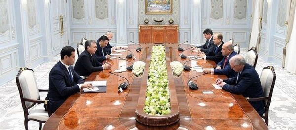 Шавкат Мирзиёев принял главу ЕБРР: что обсудили Шавкат Мирзиёев принял главу ЕБРР: что обсудили - Sputnik Узбекистан