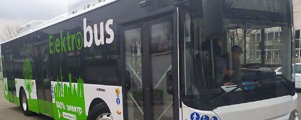 В Ташкенте началось тестирование китайского электробуса Yutong. В Ташкенте началось тестирование китайского электробуса Yutong. - Sputnik Ўзбекистон