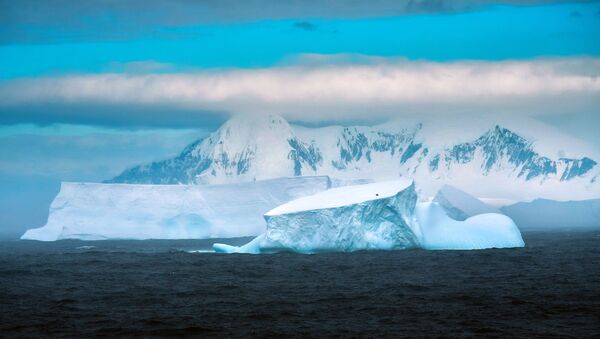 Мыс Маскар на острове Аделейд в Антарктиде - Sputnik Ўзбекистон