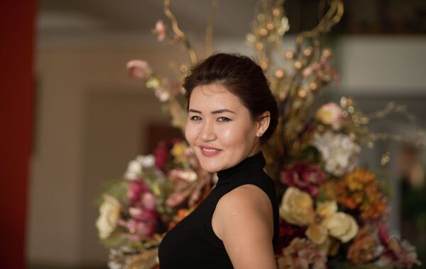 Путь к успеху через Афганистан: как айтишница из Кыргызстана покоряла США - Sputnik Узбекистан