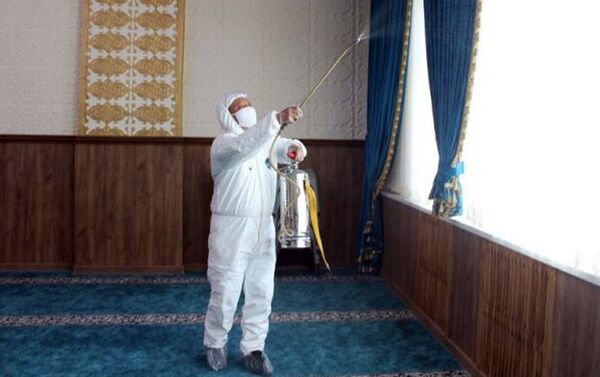 V mechetax Kirgizstana nachali dezinfeksiyu iz-za koronavirusa - Sputnik O‘zbekiston