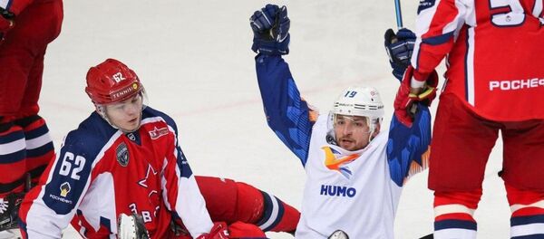 Второй матч Хумо — Звезда в плей-офф ВХЛ - Sputnik Узбекистан