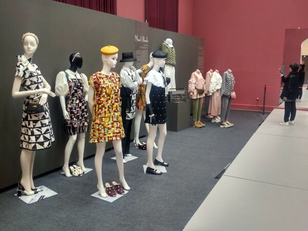 Выставка Мода Узбекистана вчера и сегодня - Sputnik Узбекистан