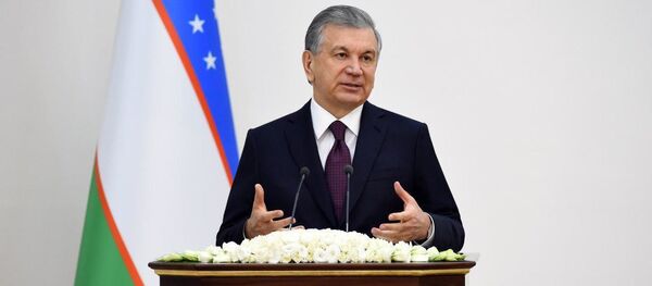 Президент Шавкат Мирзиёев прокомментировал рост цен на автомобили - Sputnik Ўзбекистон